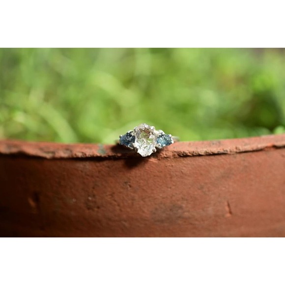 Handcrafted Multi-Stone Ring - Sparkling Central Gem with Blue Accents - Picture 3 of 9
